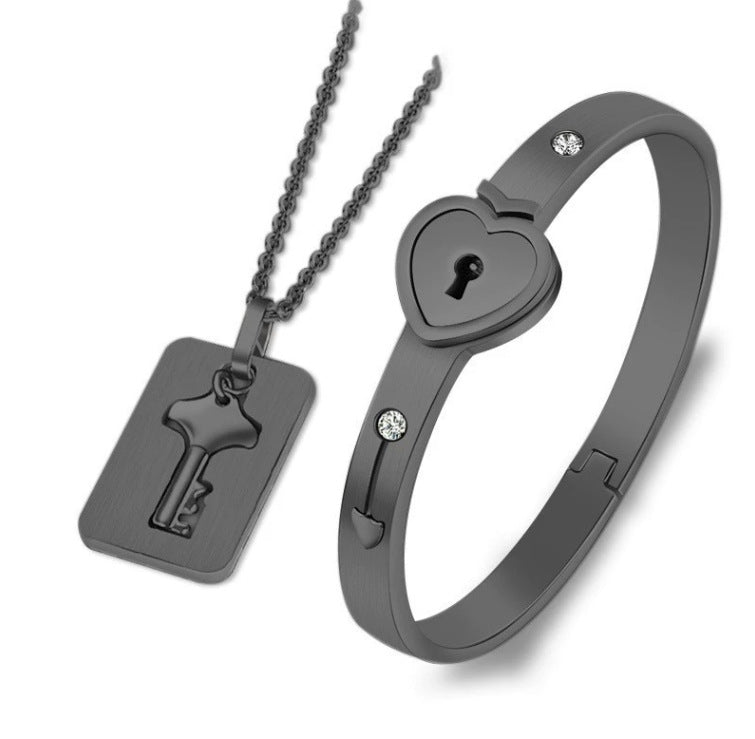Couple's Bracelets Heart-Shaped Padlocks